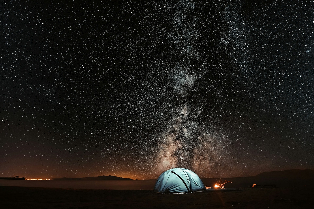 badavut beach under the stars